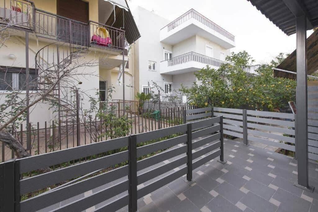 Modern Fully-Equipped House, 5 Min Walk From Metro Villa Athén Kültér fotó
